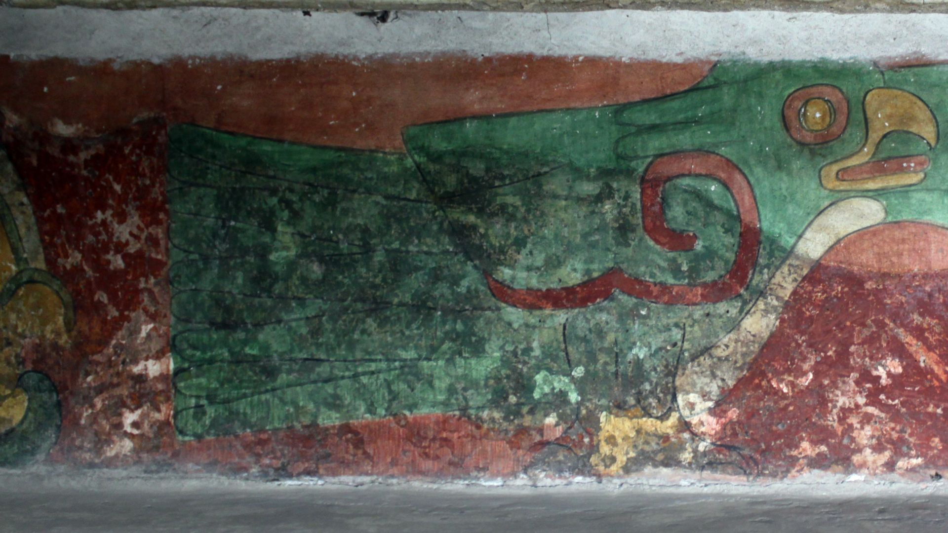 File:2013-12-23 Procesión de aves verdes, Templo de los Caracoles Emplumados, Teotihuacan 01 anagoria.JPG