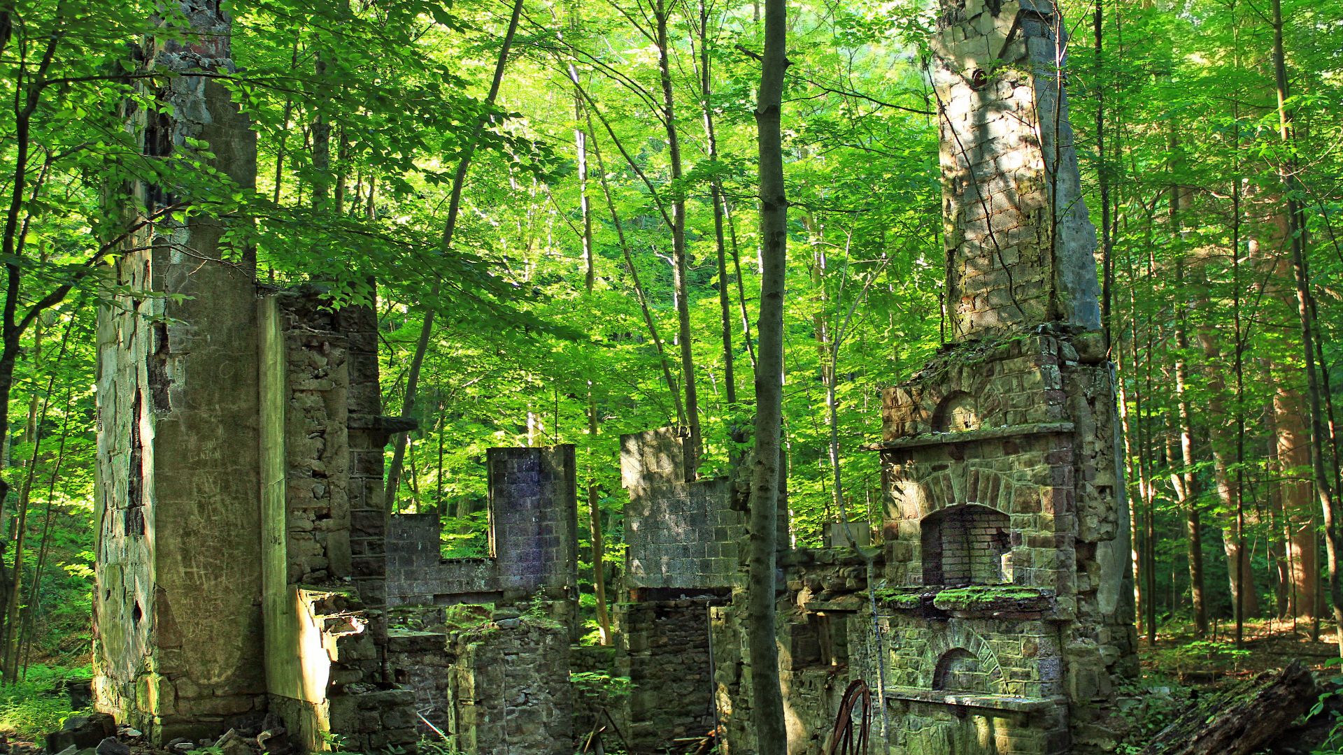 File:Devils Hole Creek (Revisited) (8) (28837178245).jpg