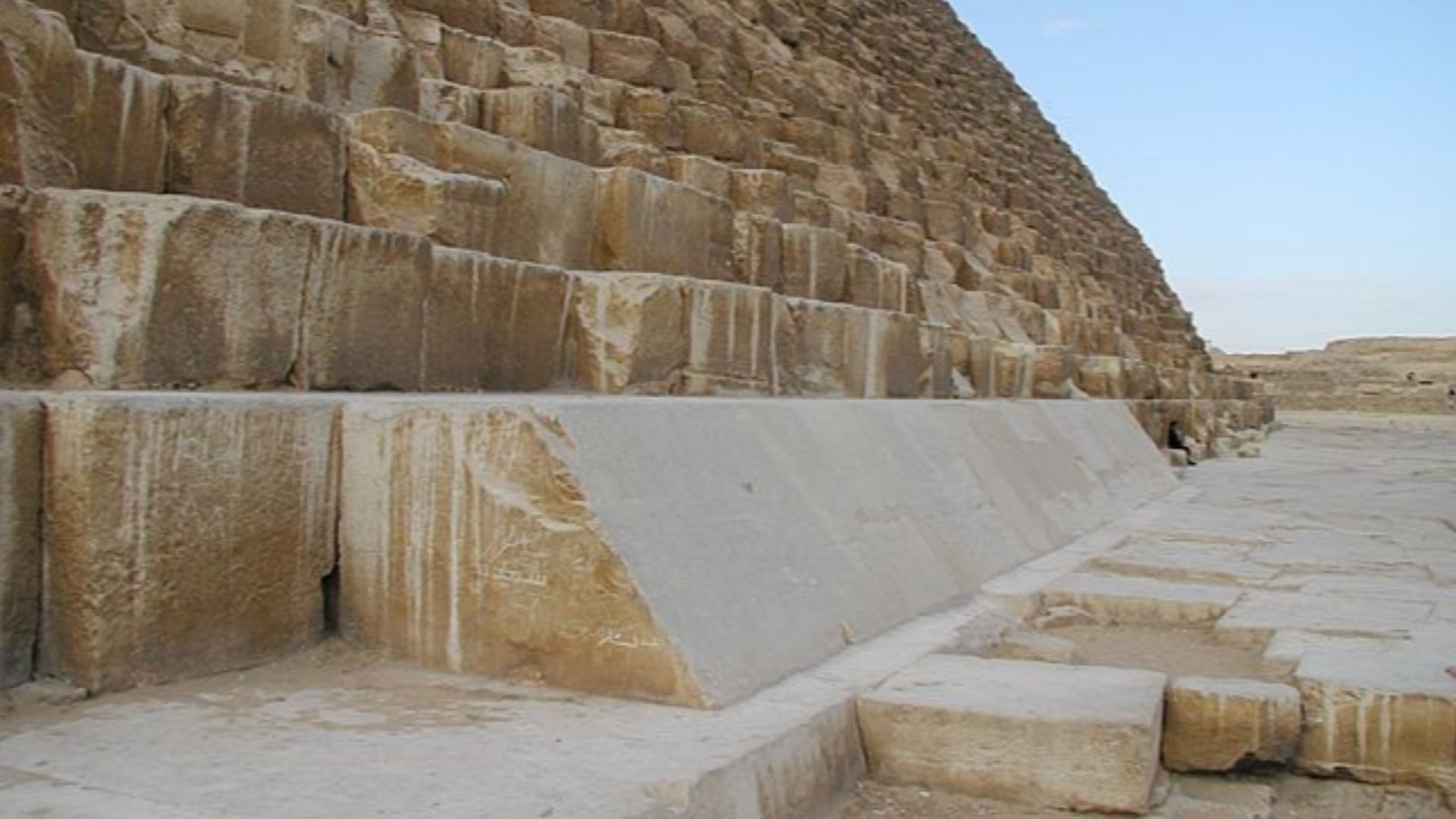 File:Cheops pyramid 02.jpg