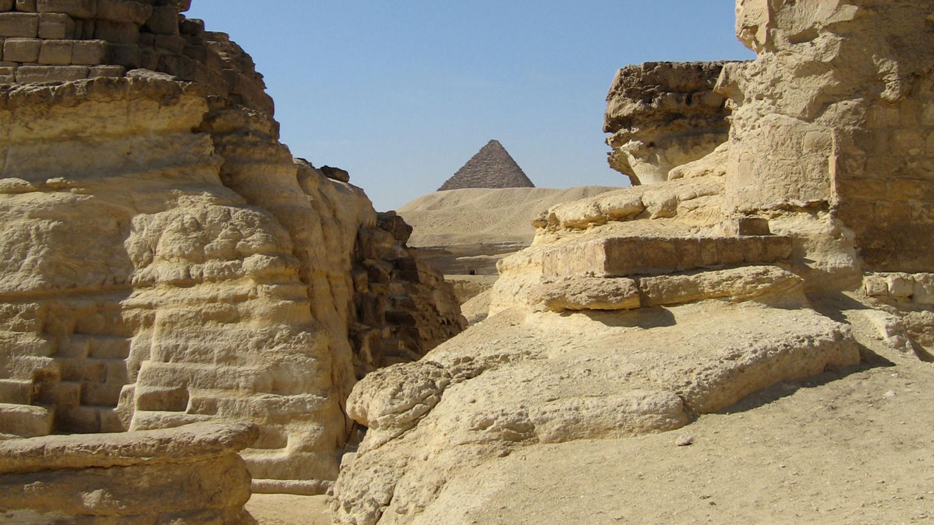 File:Giza pyramids, Egypt (2744341538).jpg