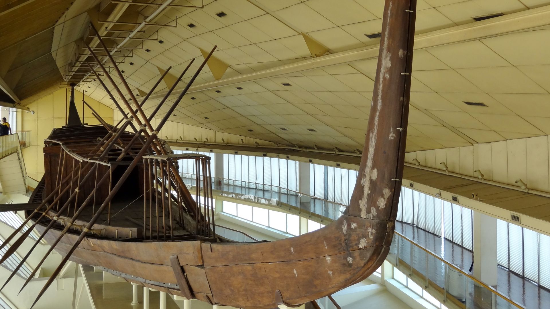 File:Giseh Sonnenbarke 07.jpg