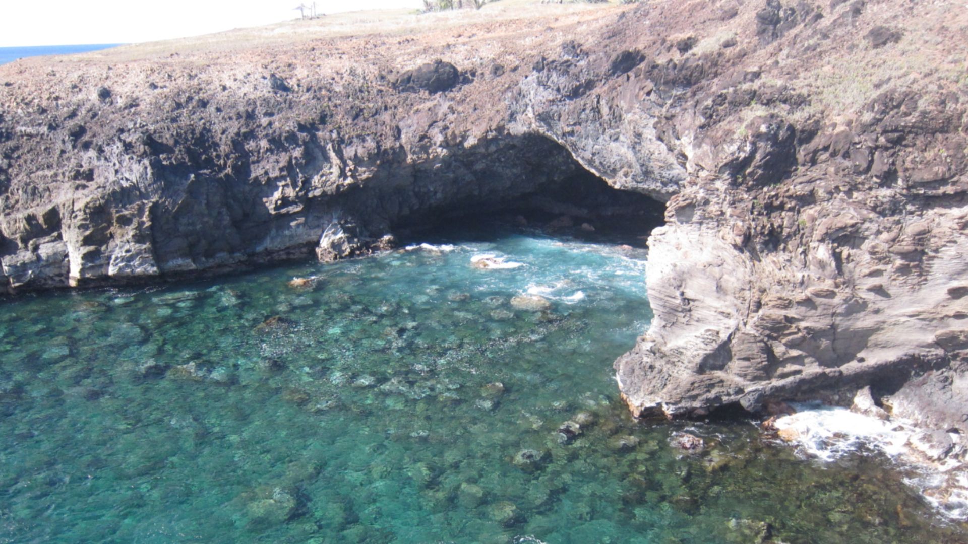 File:Ana Kai Tangata (6759003191).jpg