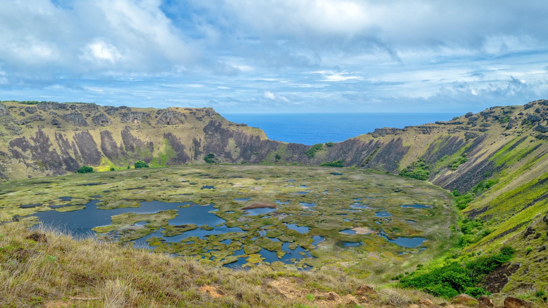 File:Vulcão Rano Kau-1 (53607874624).jpg