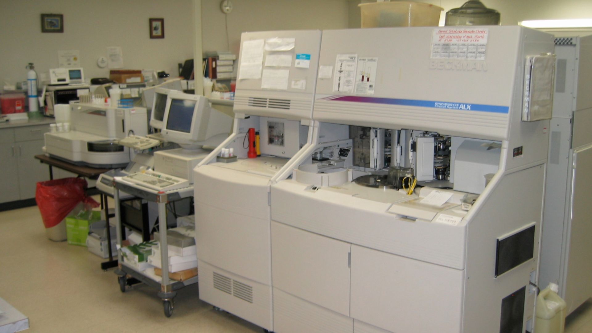 File:LabMachines.jpg