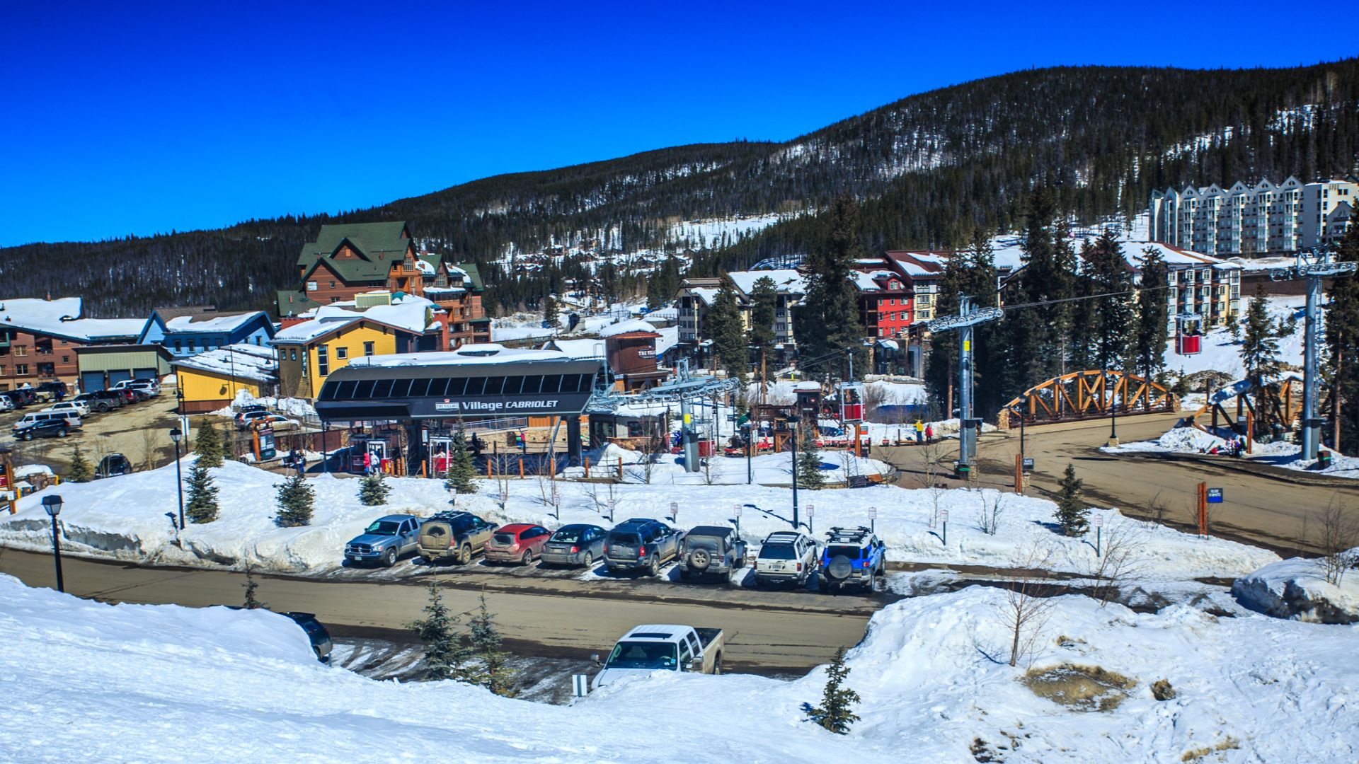 File:Winter Park Ski Resort - Colorado (13843211033).jpg