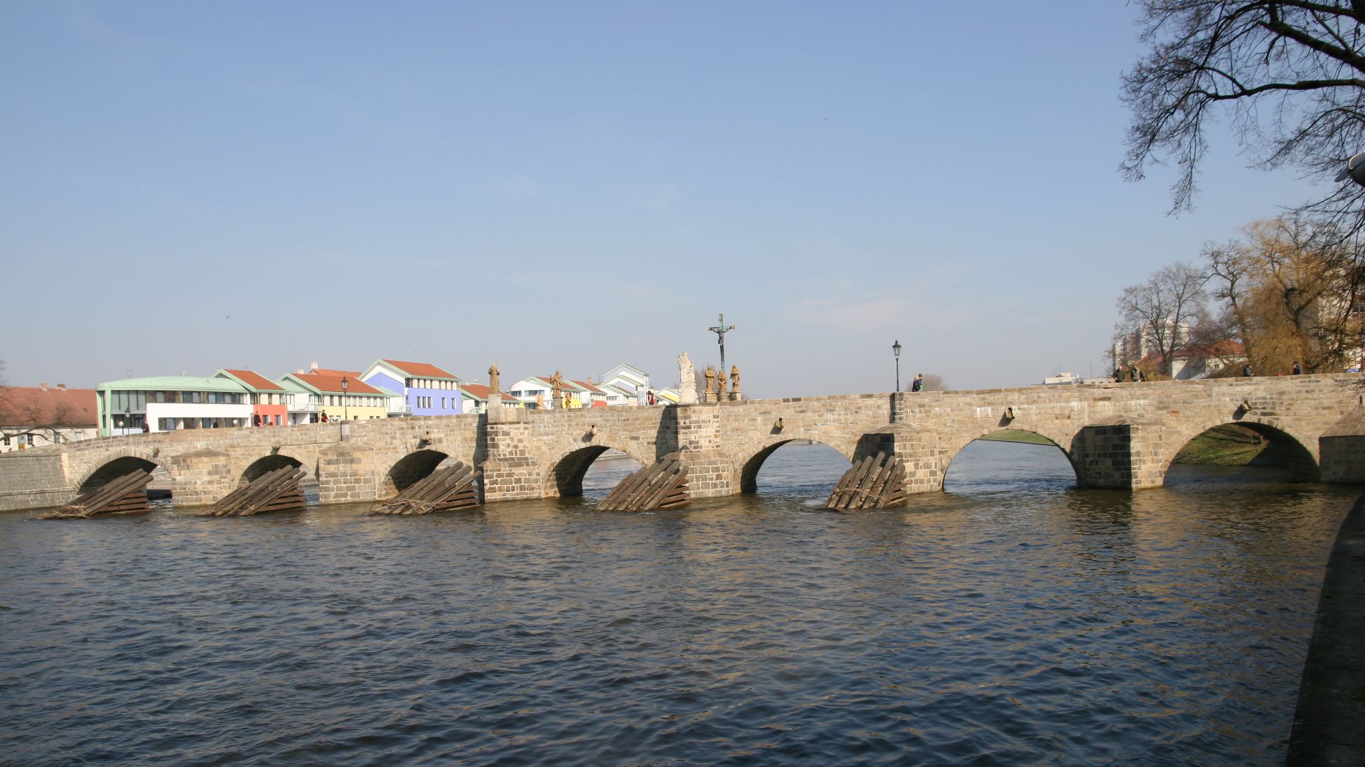 File:Pisecky most.jpg