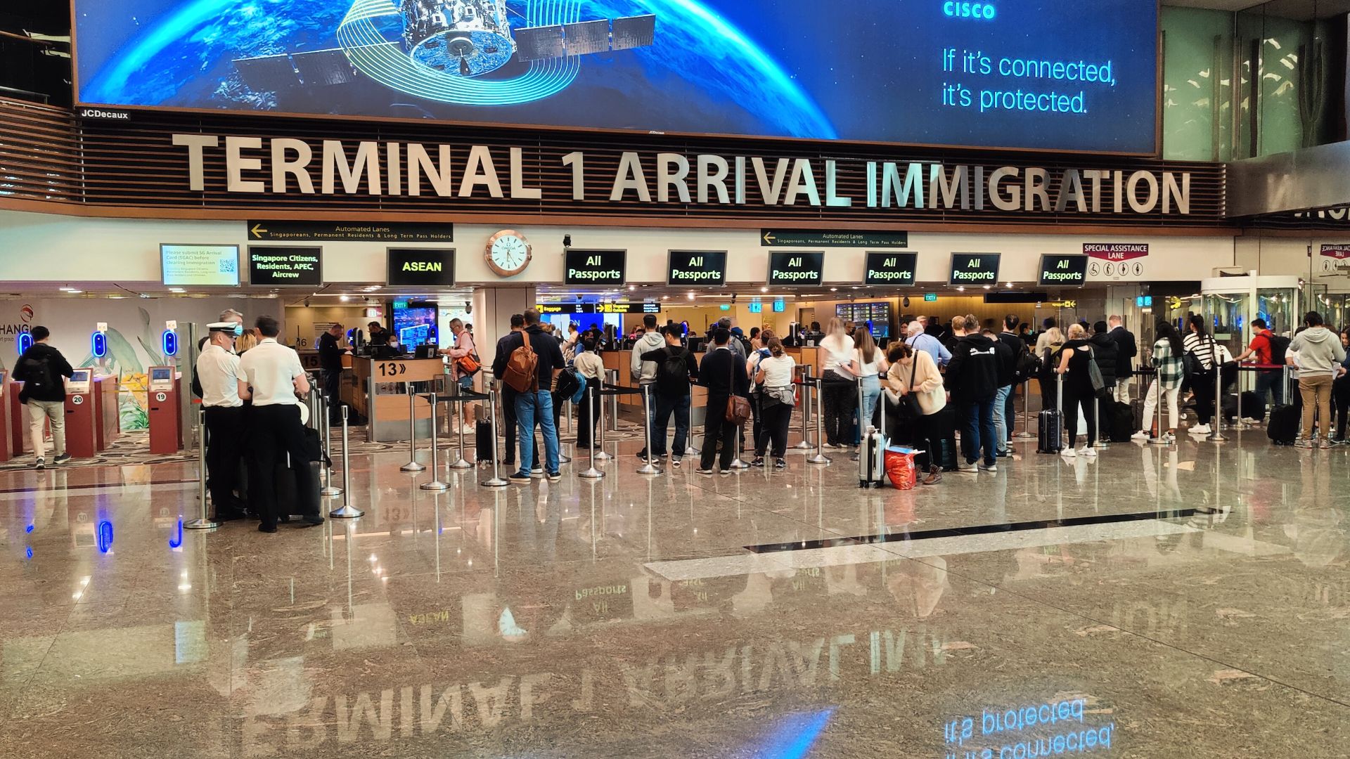 File:Singapore Changi Airport Terminal 1 Arrival Immigration.jpg