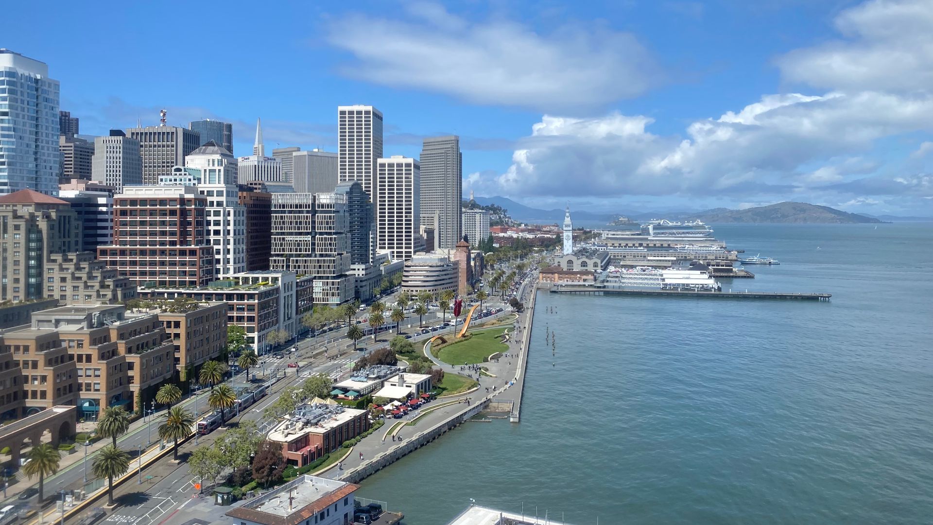 File:San Francisco, California April 2022, Skyline along Bayfront.jpg