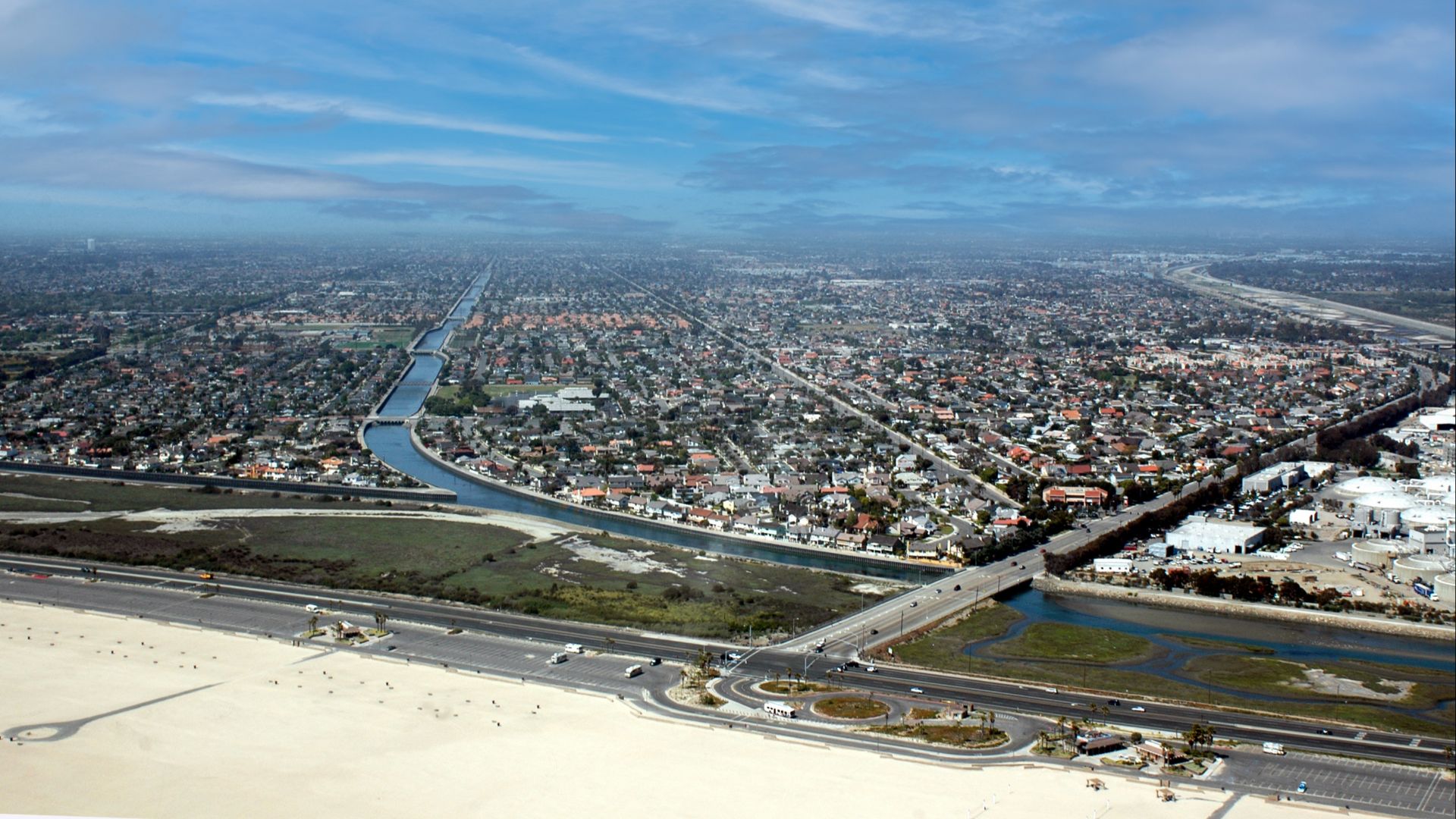 File:Huntington Beach CA Aerial by Don Ramey Logan.jpg