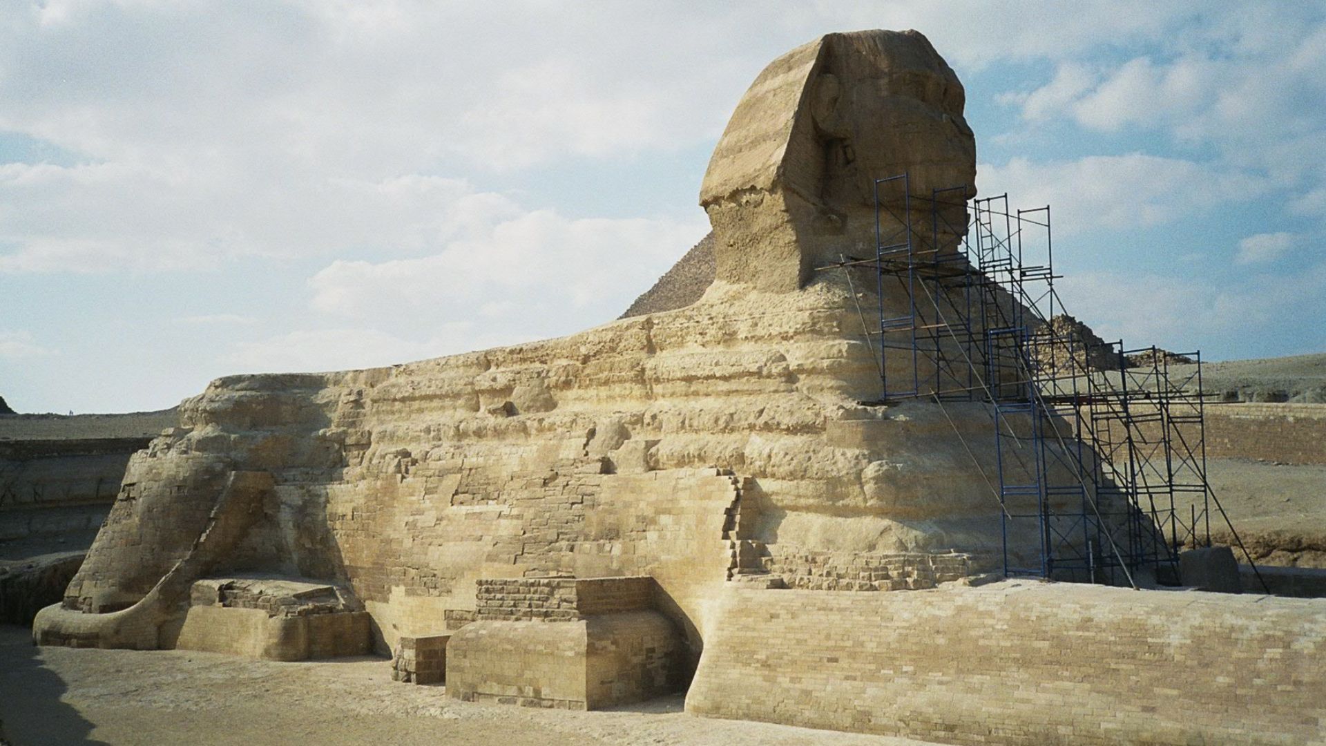 File:Sphinx under construction.jpg