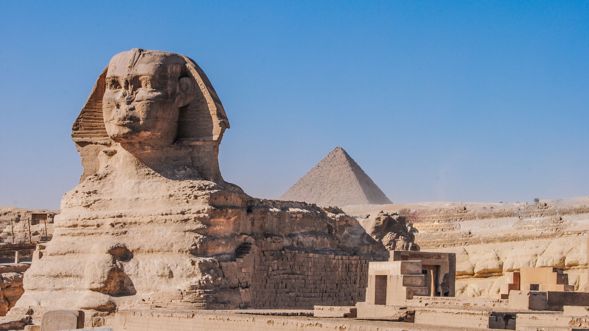 File:Sphinx with the third pyramid.jpg