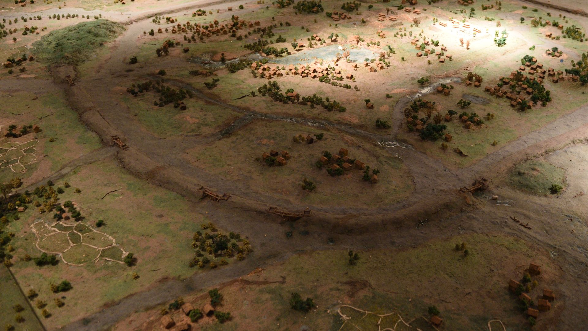 File:Model of Liangzhu Ancient City.jpg