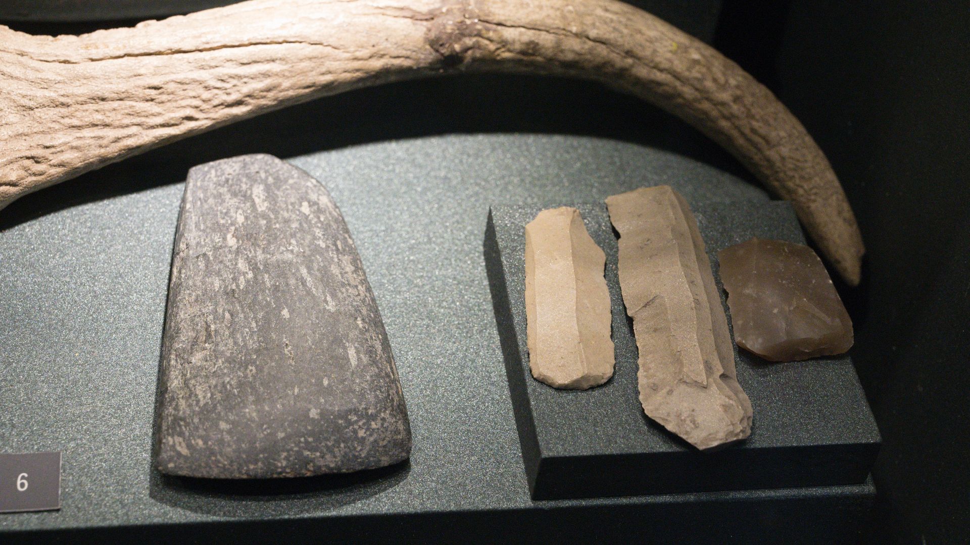 File:Stone tools, Neolithic or Copper Age, City of Prague Museum, 200215.jpg