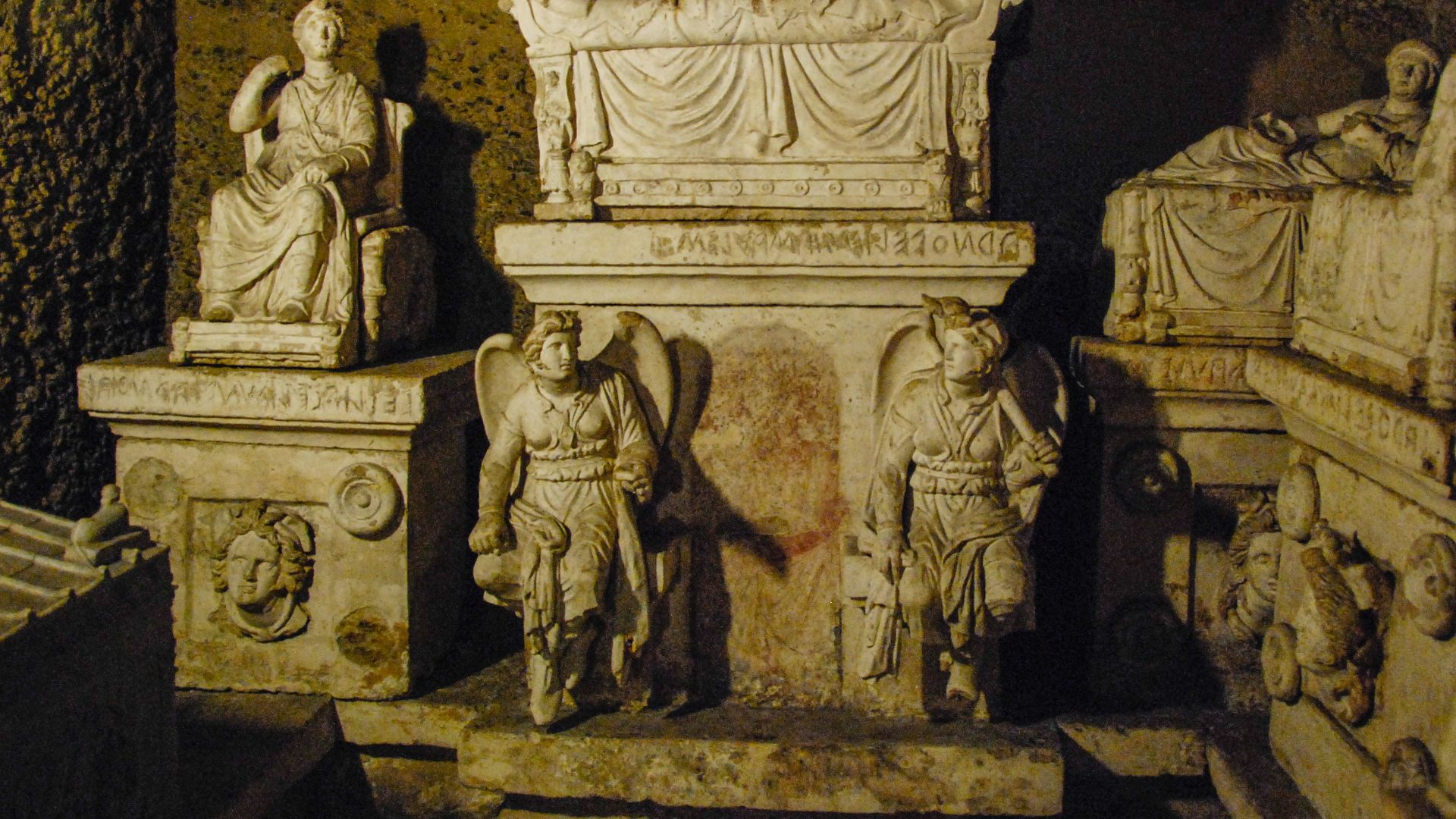 File:Hypogeum cyark 3.jpg