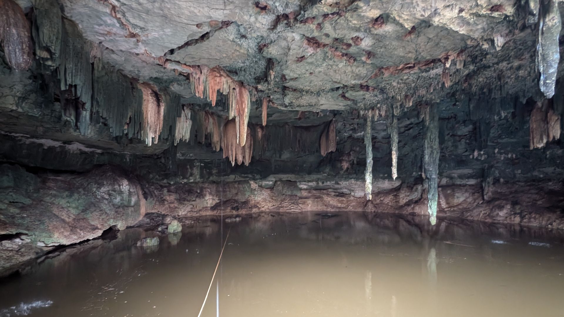 File:Cenote Interior.jpg