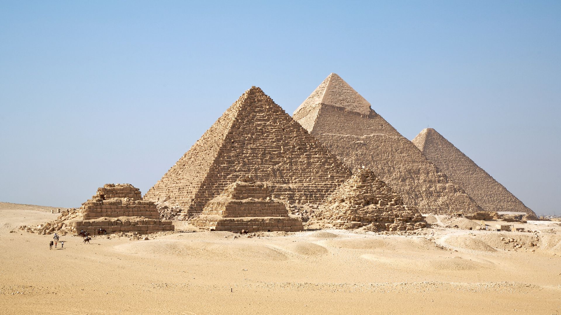 File:All Gizah Pyramids.jpg
