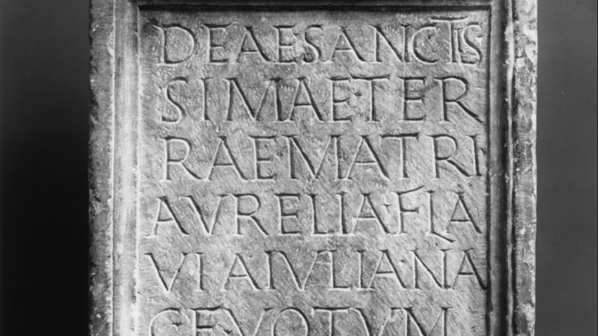 File:Roman - Stele - Walters 23184.jpg