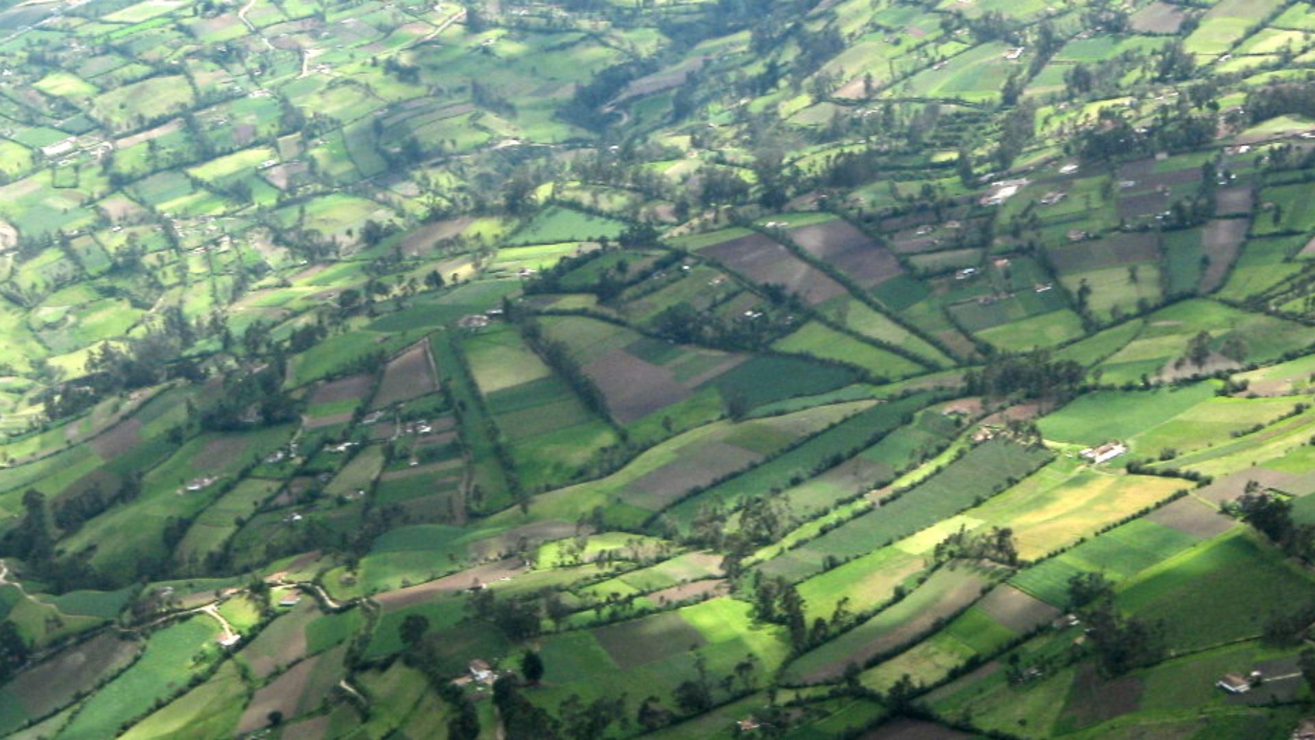 File:Foto aérea de la región de Ipiales.JPG