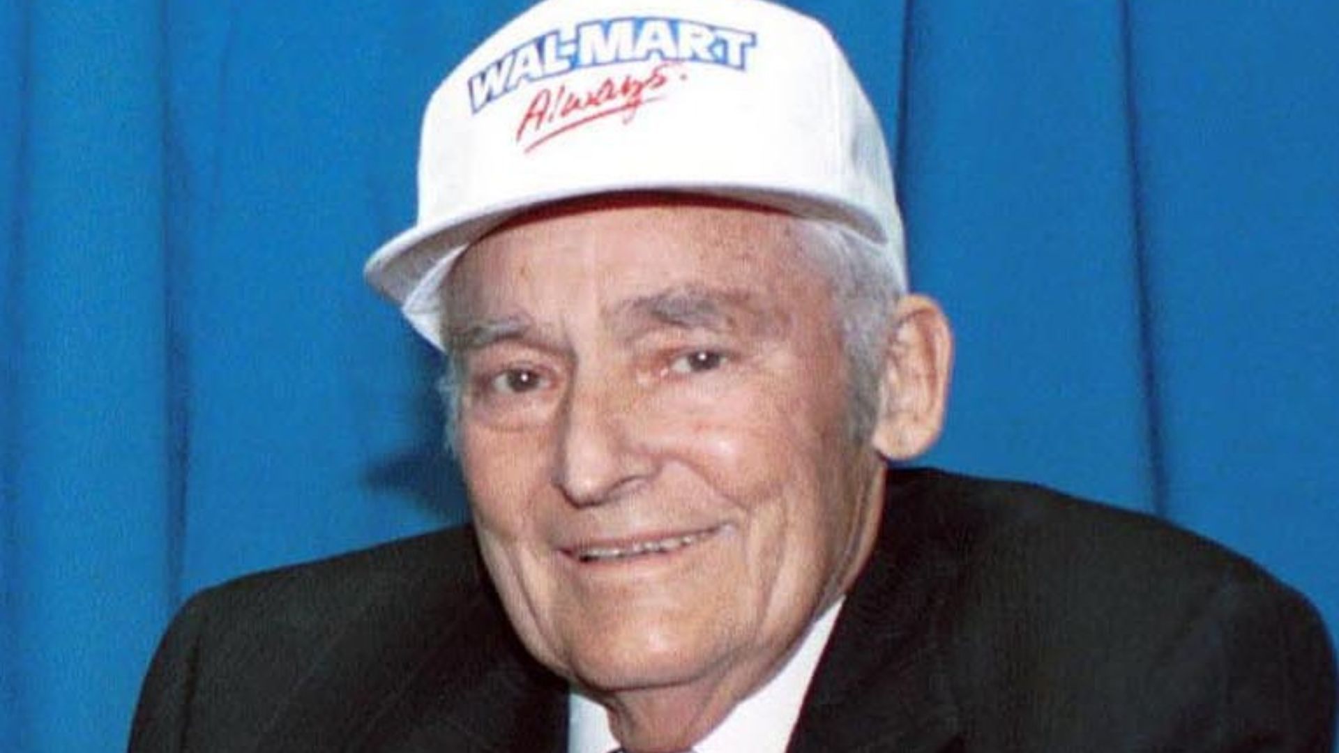 File:Sam Walton (1992).jpg