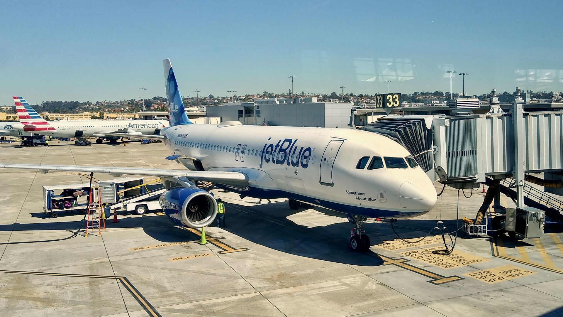 File:N665JB JetBlue at SAN.jpg