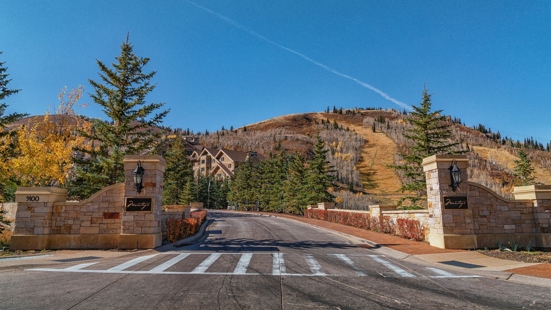 File:Montage Deer Valley - Ski-In Resort - Park City - Utah (52769823757).jpg