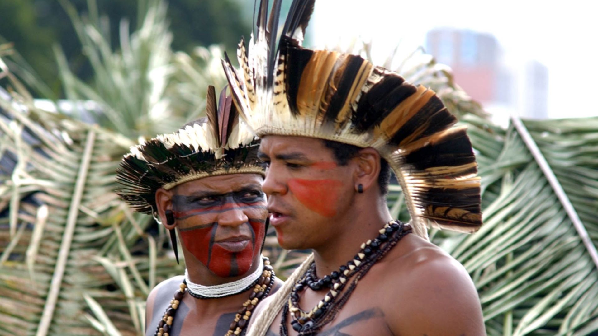 File:Two Pataxo indians (Brasília, 04 April 2006).jpeg