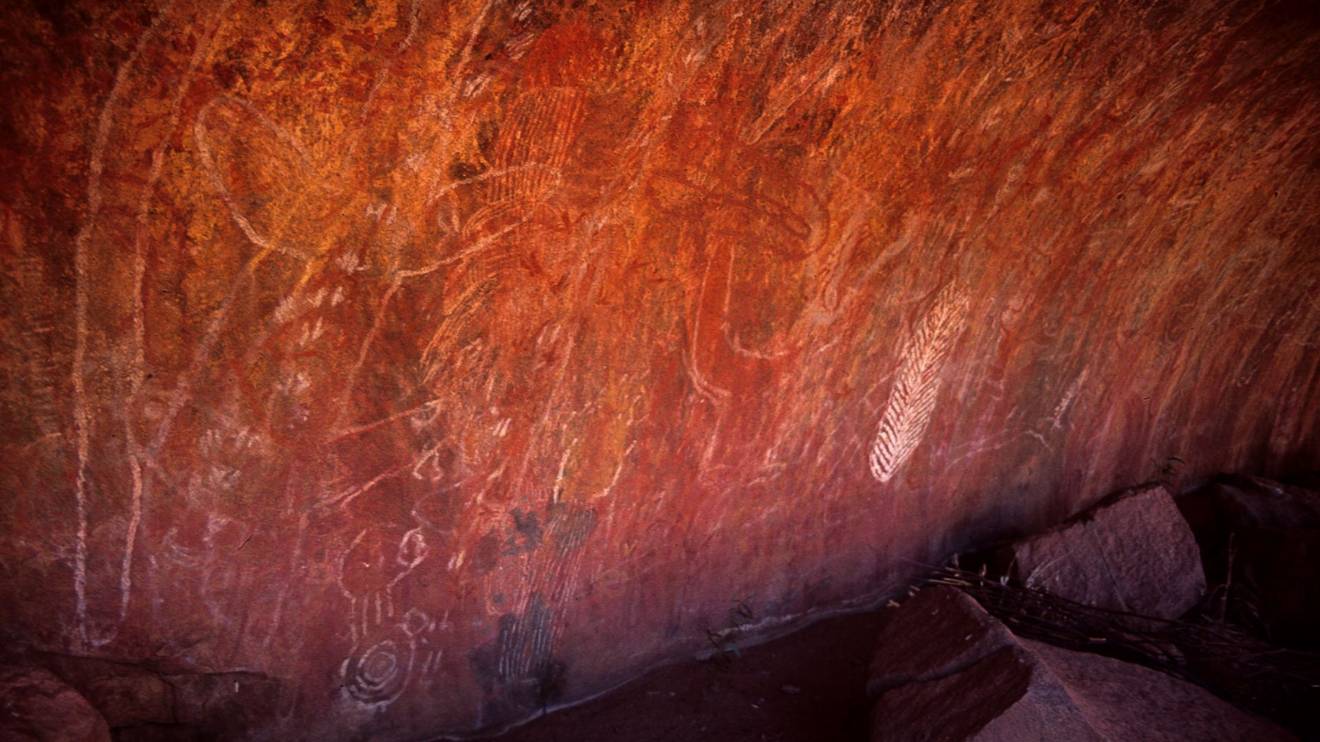 File:Uluru Felsmalerei1.jpg