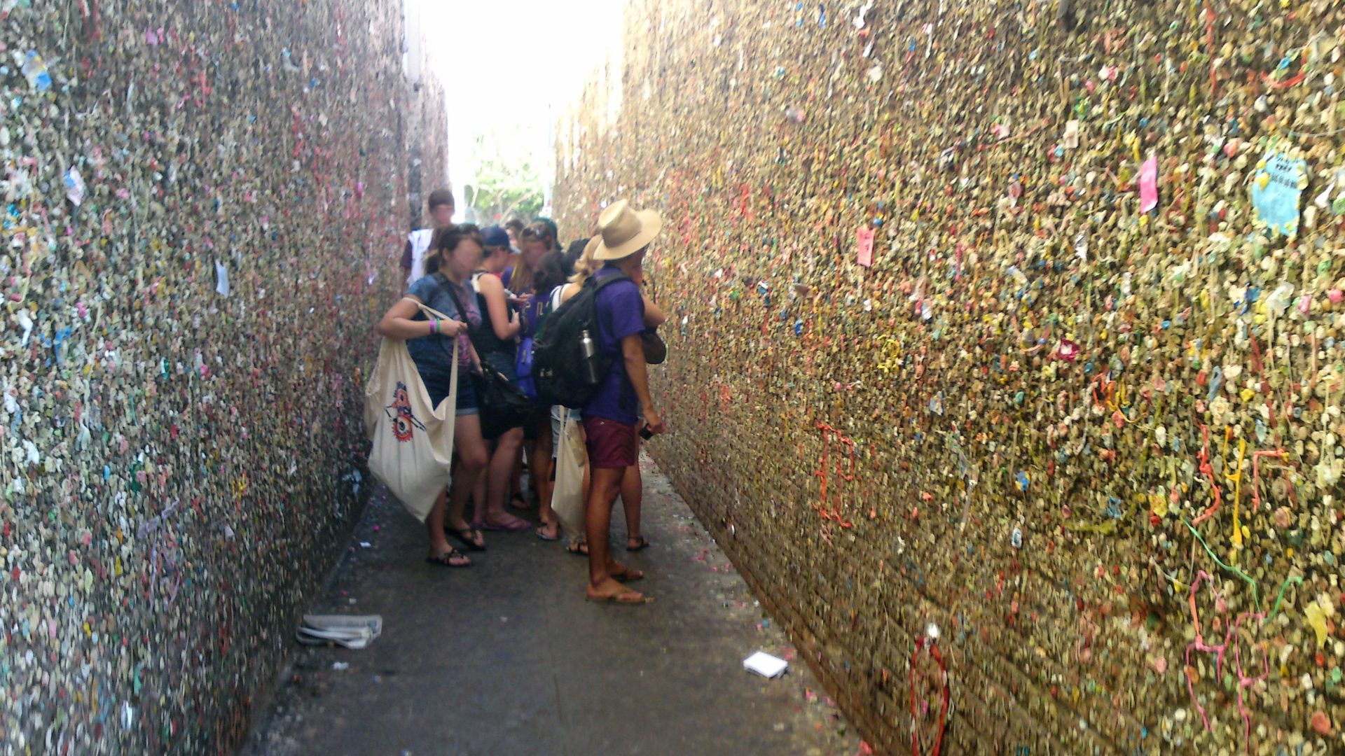 File:Bubblegum alley pn5.JPG