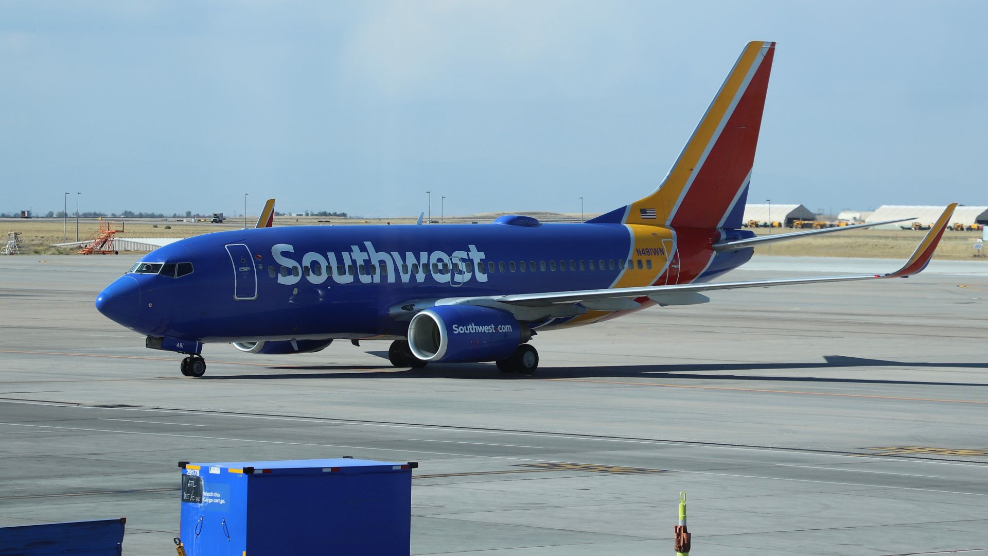 File:Southwest Airlines 737 N48IWN Denver International Airport.jpg