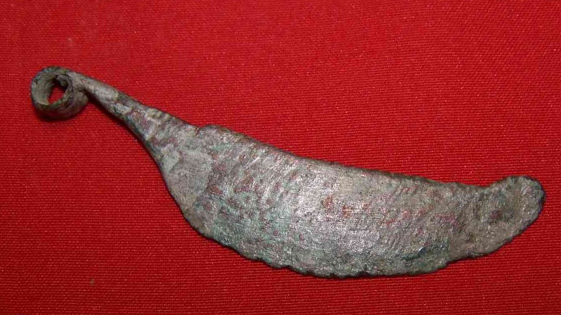 File:Bronze knife.jpg