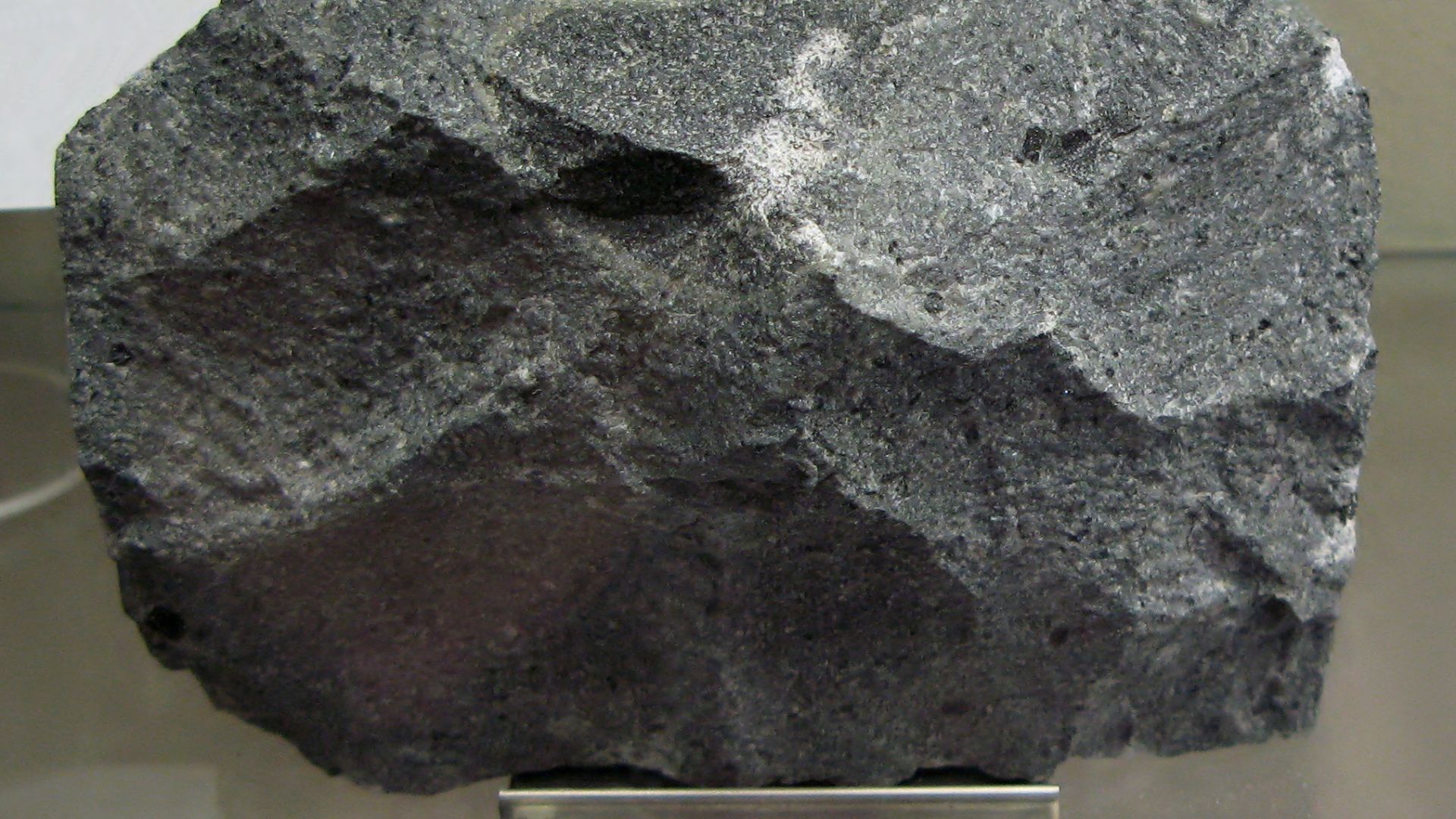 File:Latit - Boxberg, Hocheifel.jpg