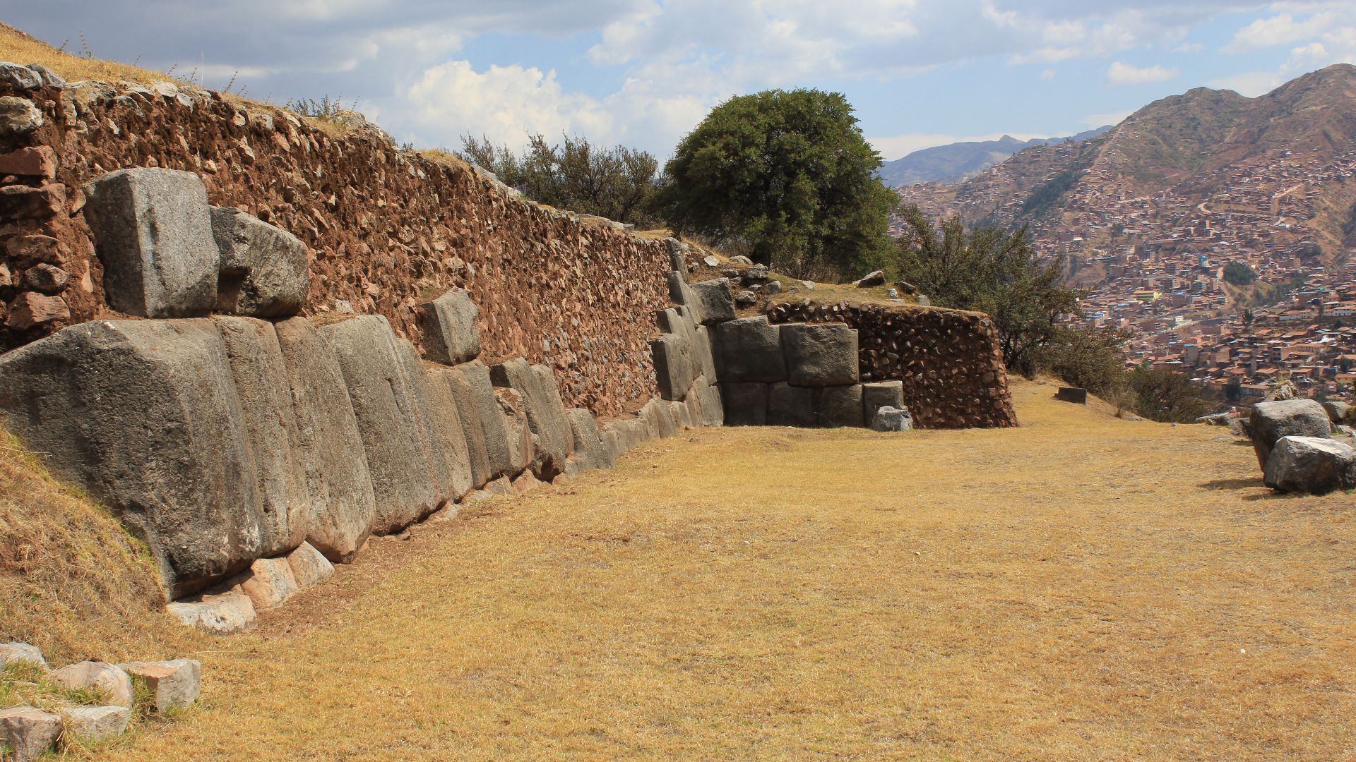 File:Sacsayhuaman Fortress, Cusco, Peru - Laslovarga (10).jpg