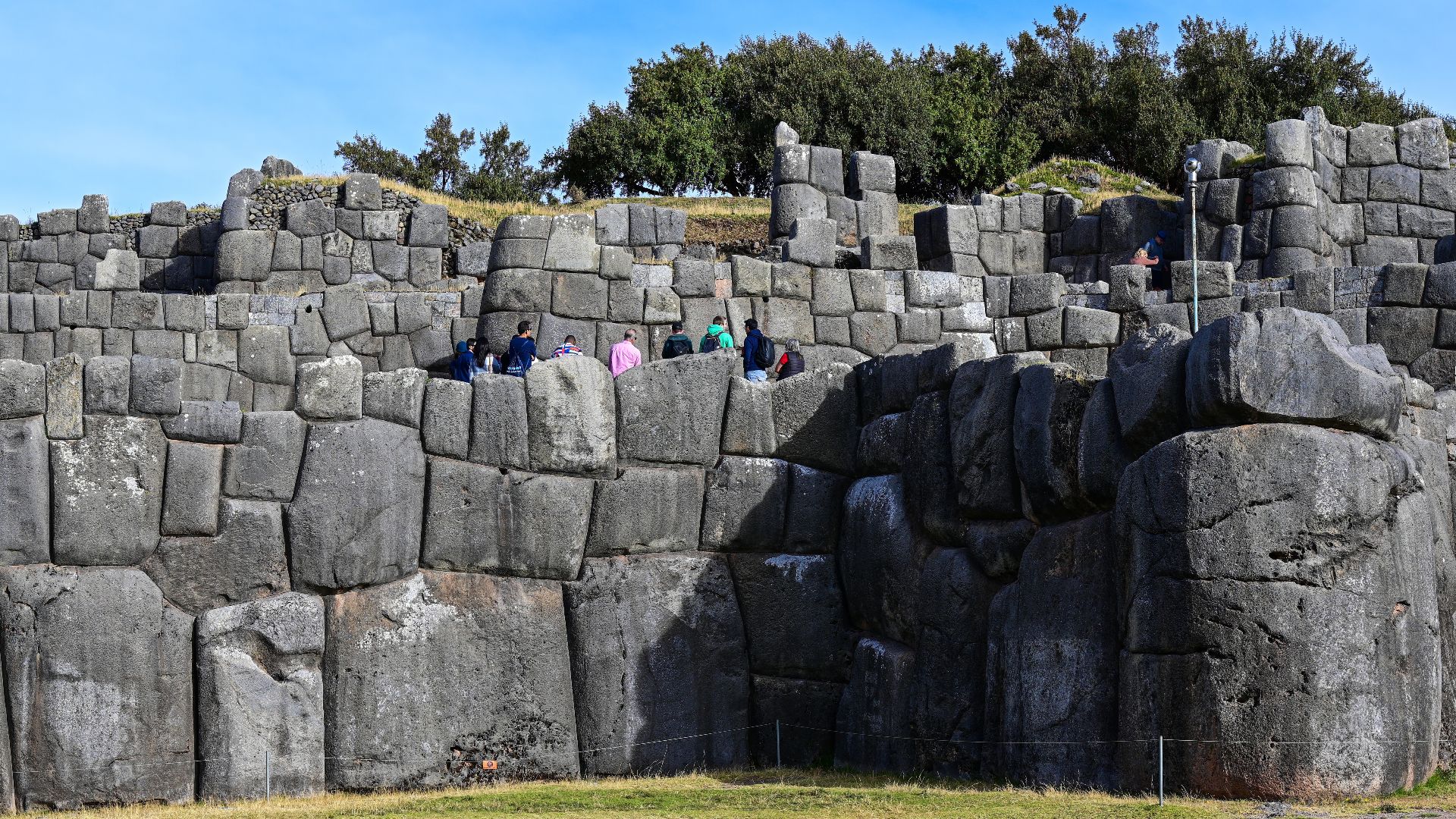 File:Saqsaywaman, Section of Megalithic Walls.jpg