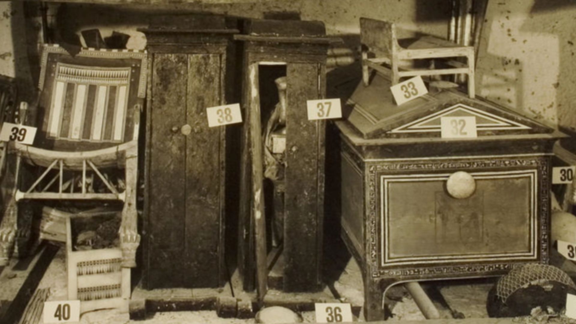 File:Tutankhamun tomb photographs 2 020.jpg