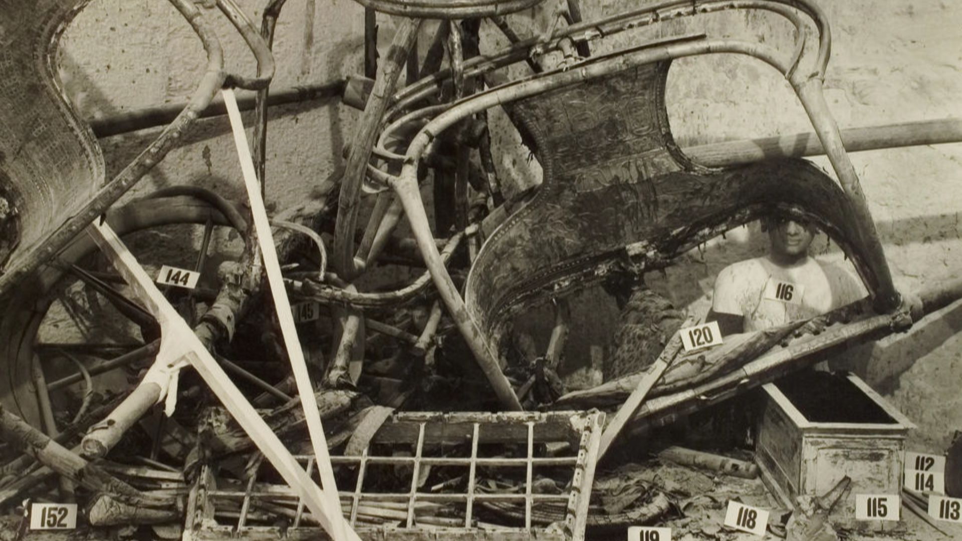 File:Tutankhamun tomb photographs 2 035.jpg