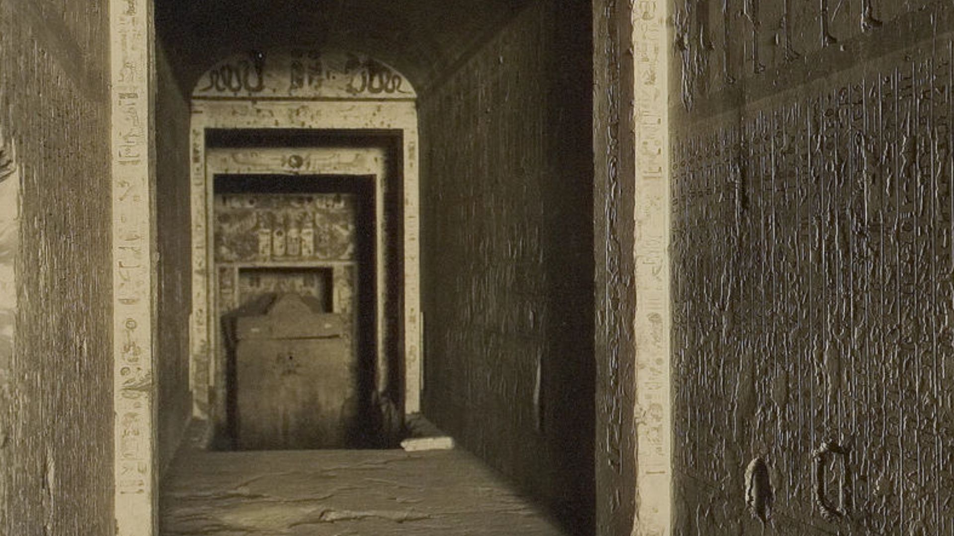 File:Burton Tutankhamun tomb photographs 1 026.jpg