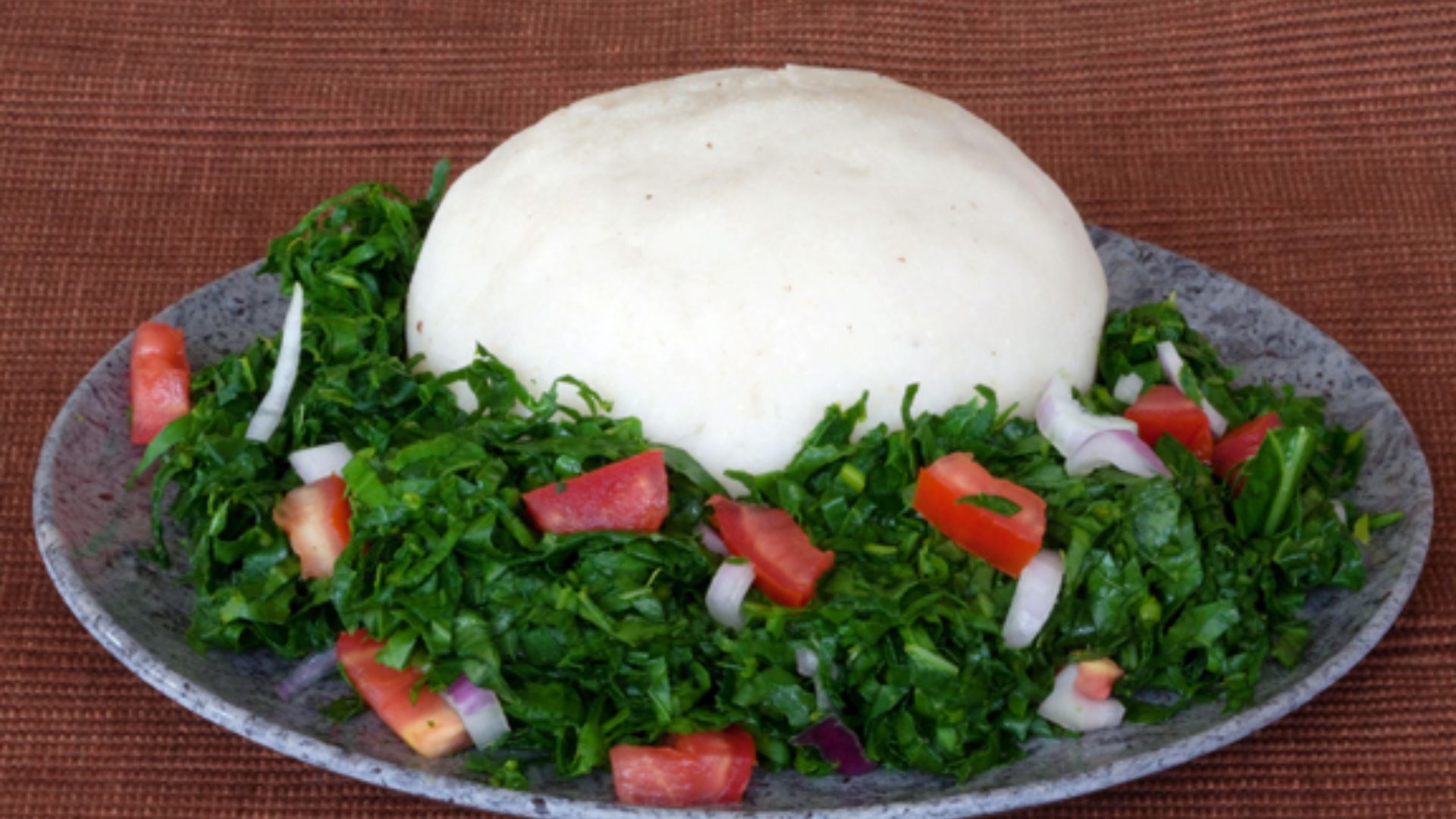 File:Ugali & Sukuma Wiki.jpg