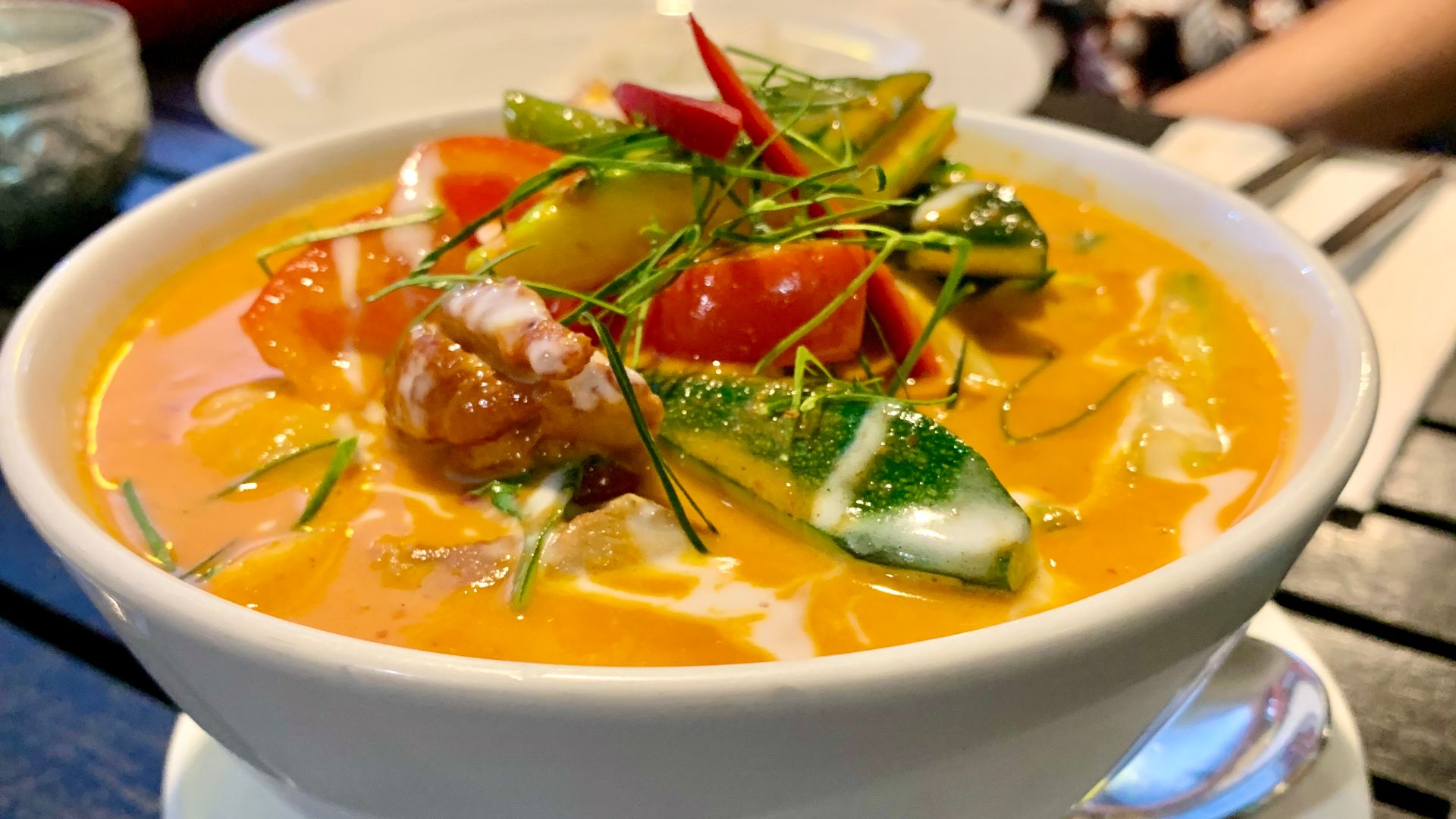 File:Thai laksa dish at Yim Thai Yeronga, Queensland.jpg
