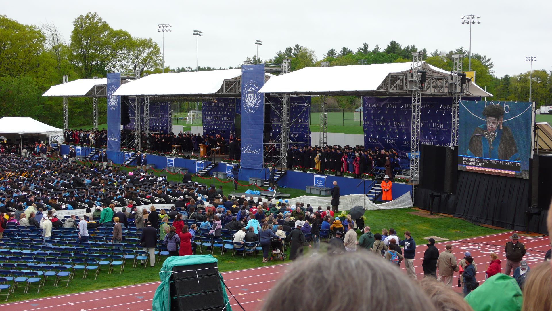File:UNHGrad.jpg