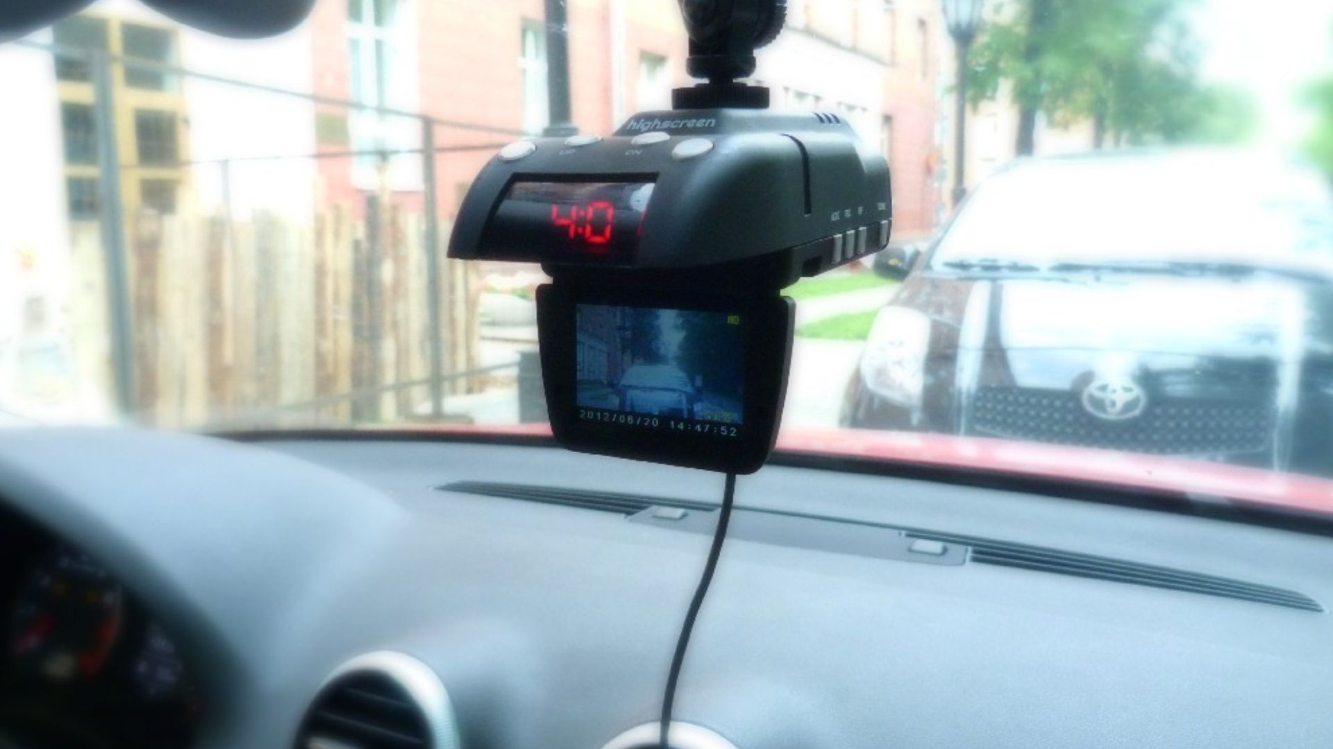 File:Car dvr + radar in my car.jpg