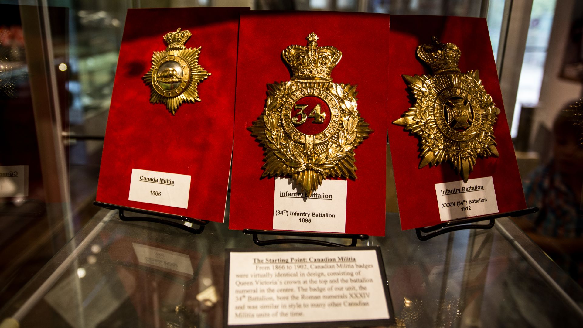 File:Military Medals (20688730215).jpg