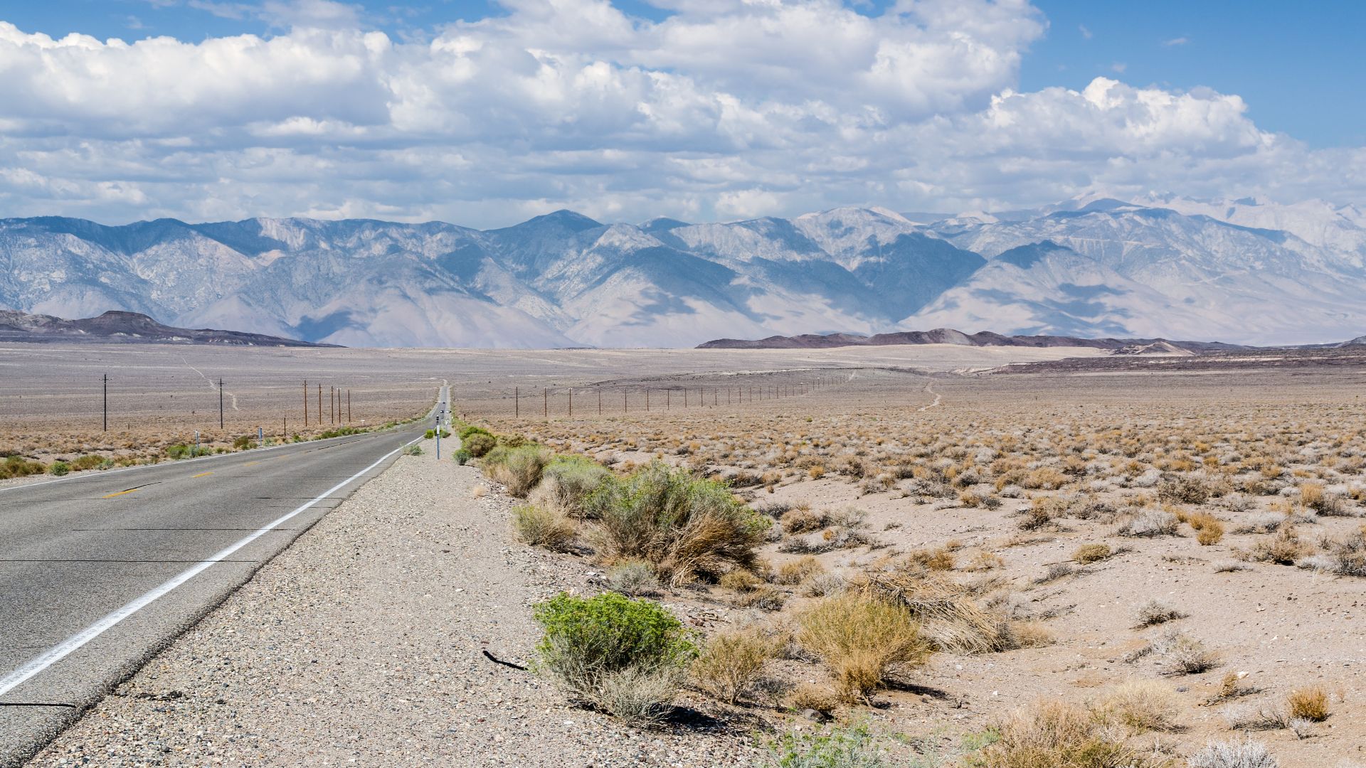 File:SR 190 Panamint Springs Resort End Death Valley 2013.jpg