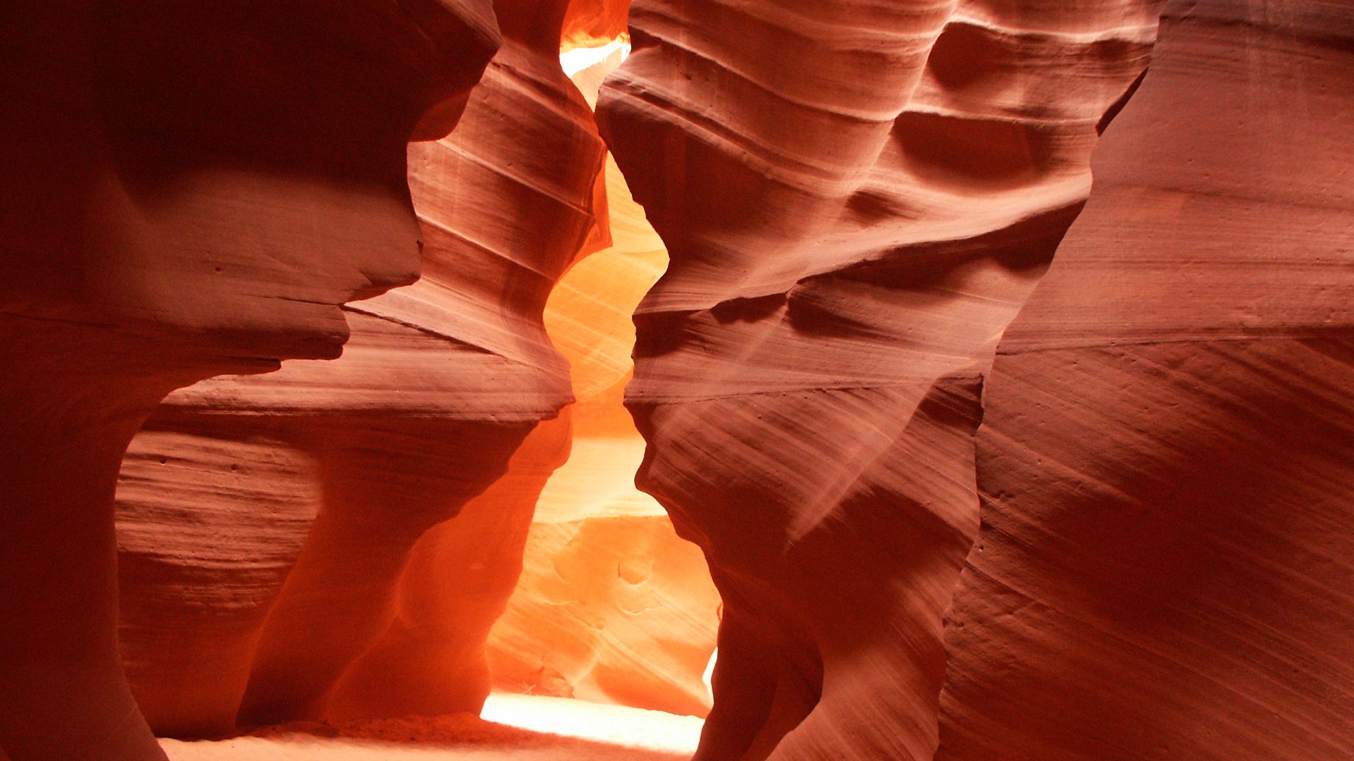 File:Lower Antelope Canyon 478.jpg