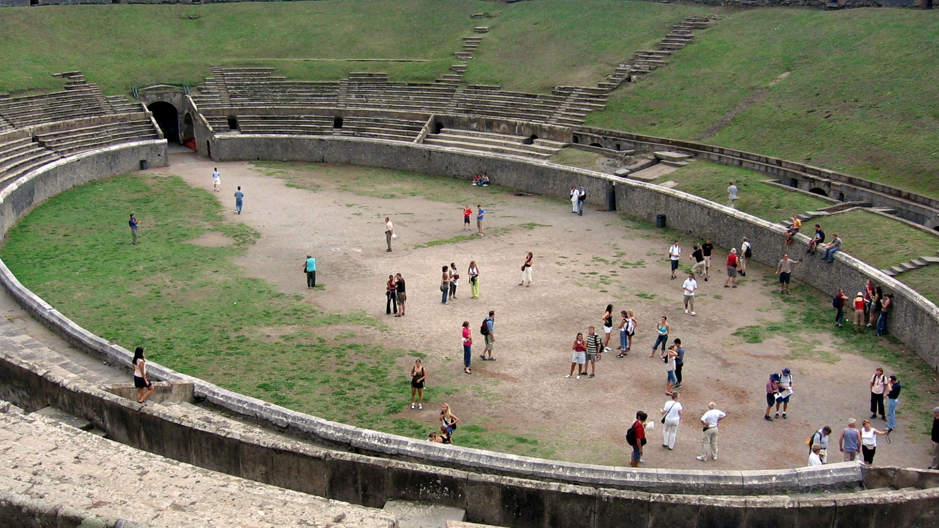 File:Pompeji - Arena.jpg