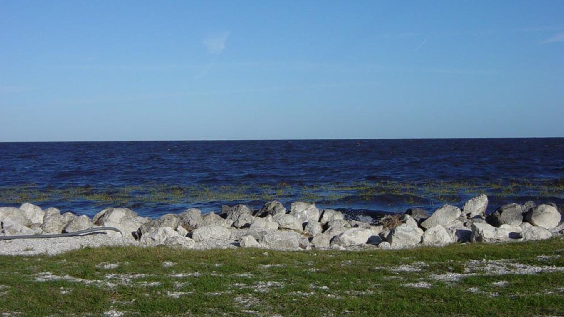File:Lake Okeechobee.JPG