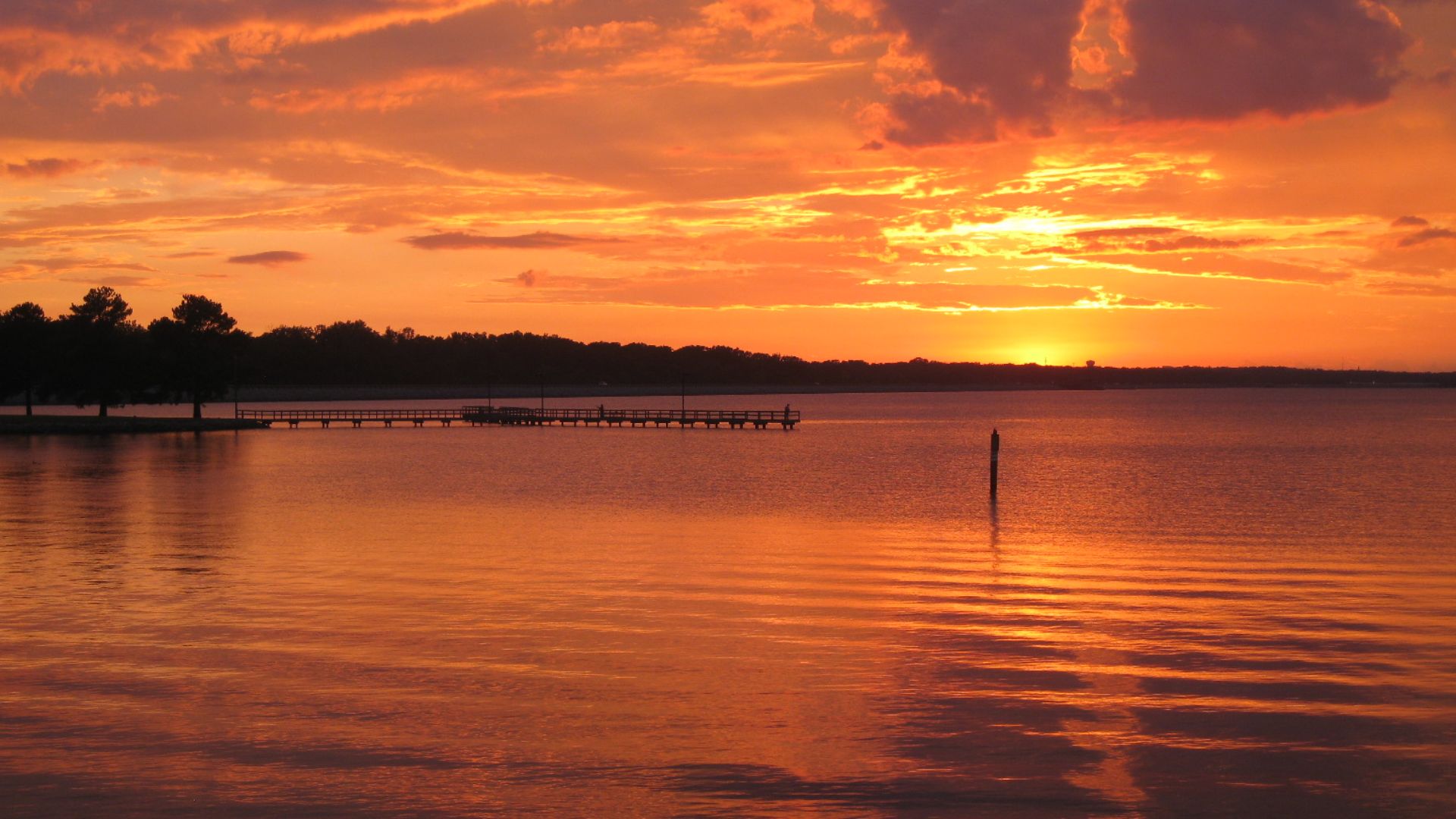 File:Ross Barnett Reservoir sunset picture.jpg