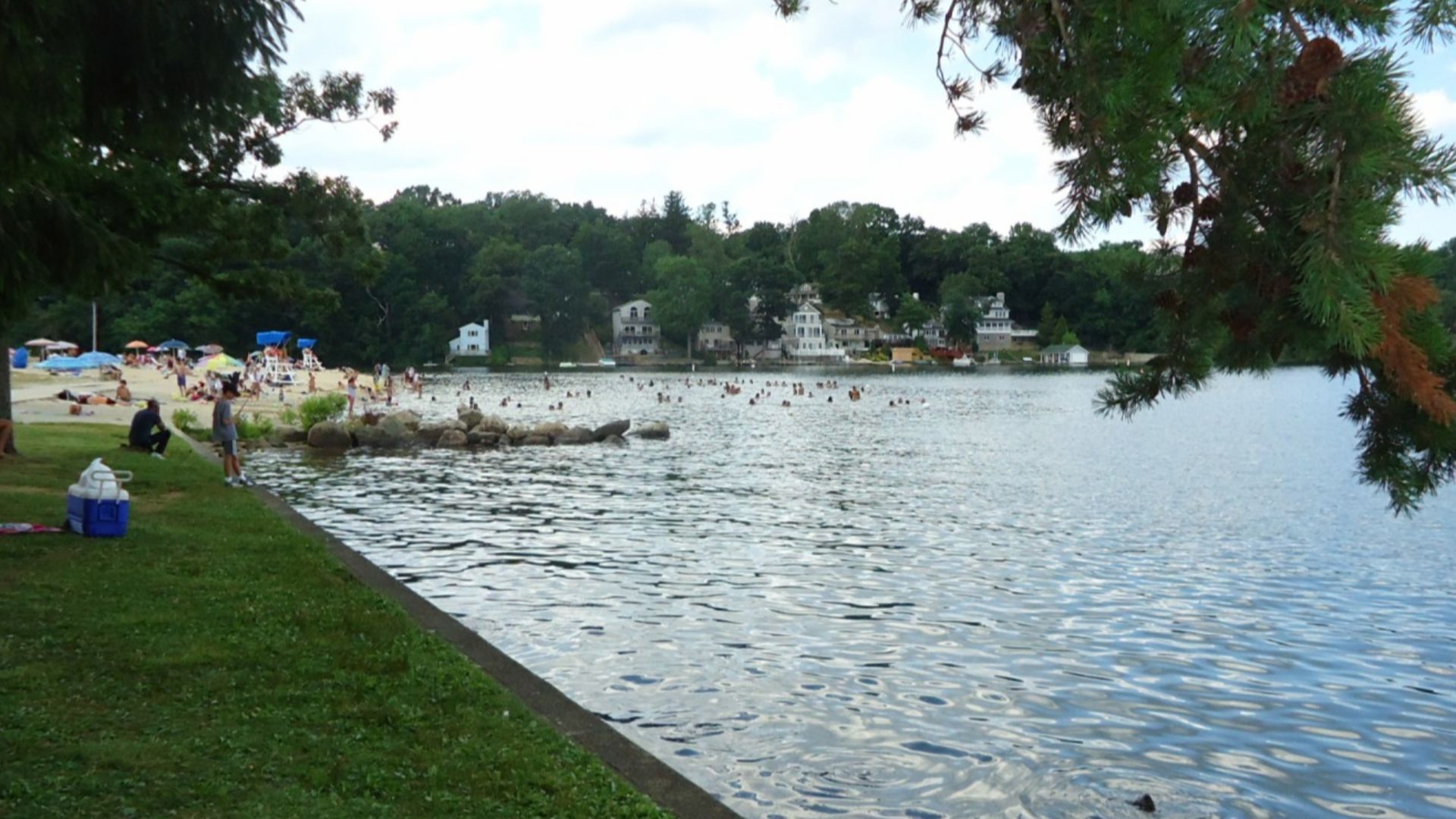 File:Lake Hopatcong State Park NJ fishing area.jpg