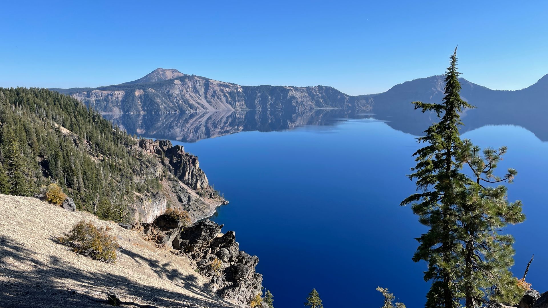 File:Crater Lake National Park - HCP - October 13, 2022 - 037.jpg