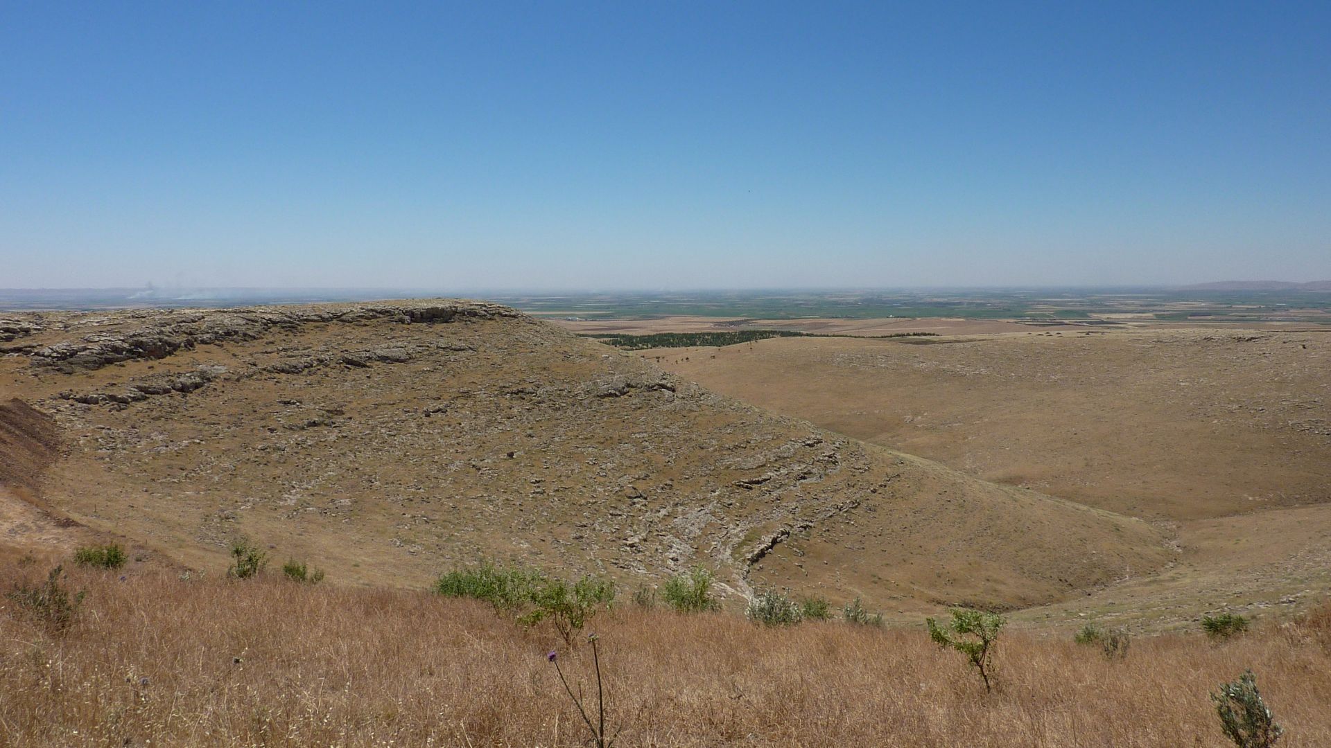 File:Göbekli Tepe surrounding area.JPG