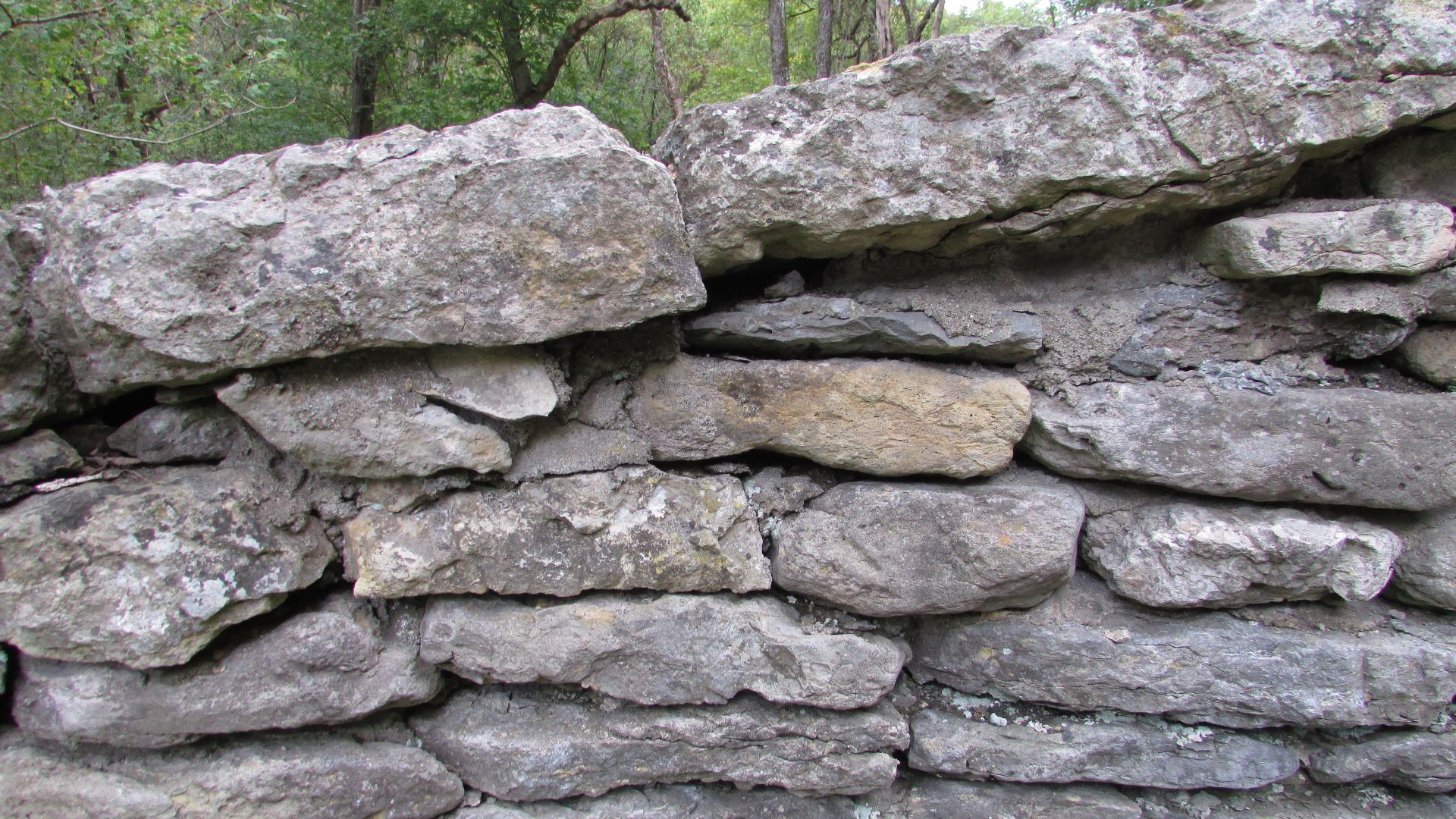 File:Dry Stone 19-10-16 446.jpg